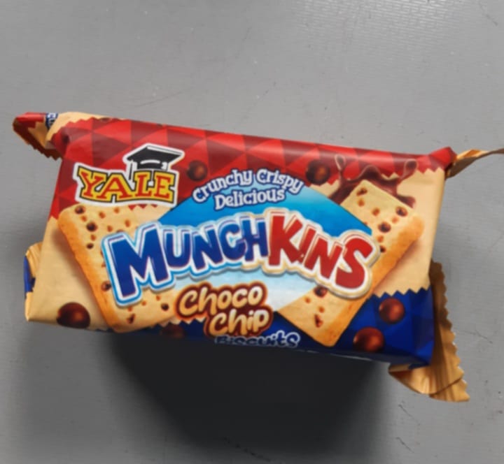 Yale Munch Kins Choco Chip Biscuits